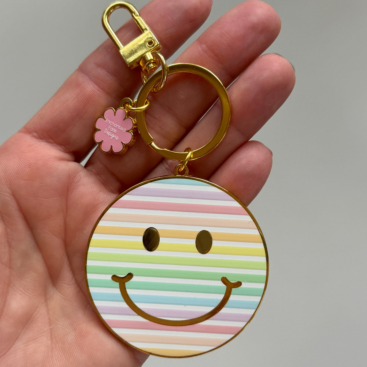 Pastel Smiley Face  – Enamel Rainbow Keychain
